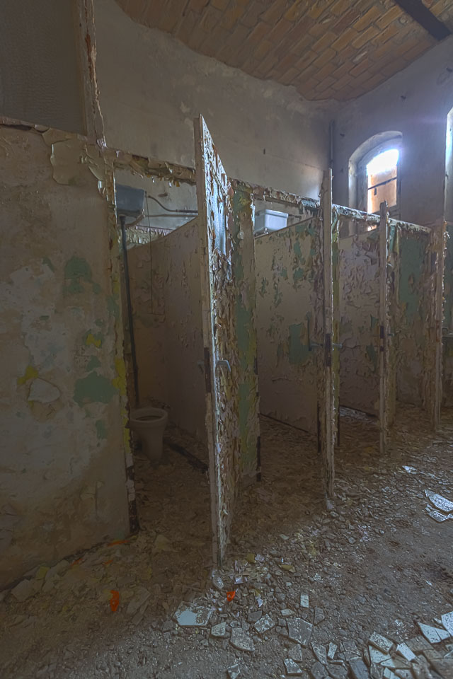 Toilette_HDR_Standard.jpg