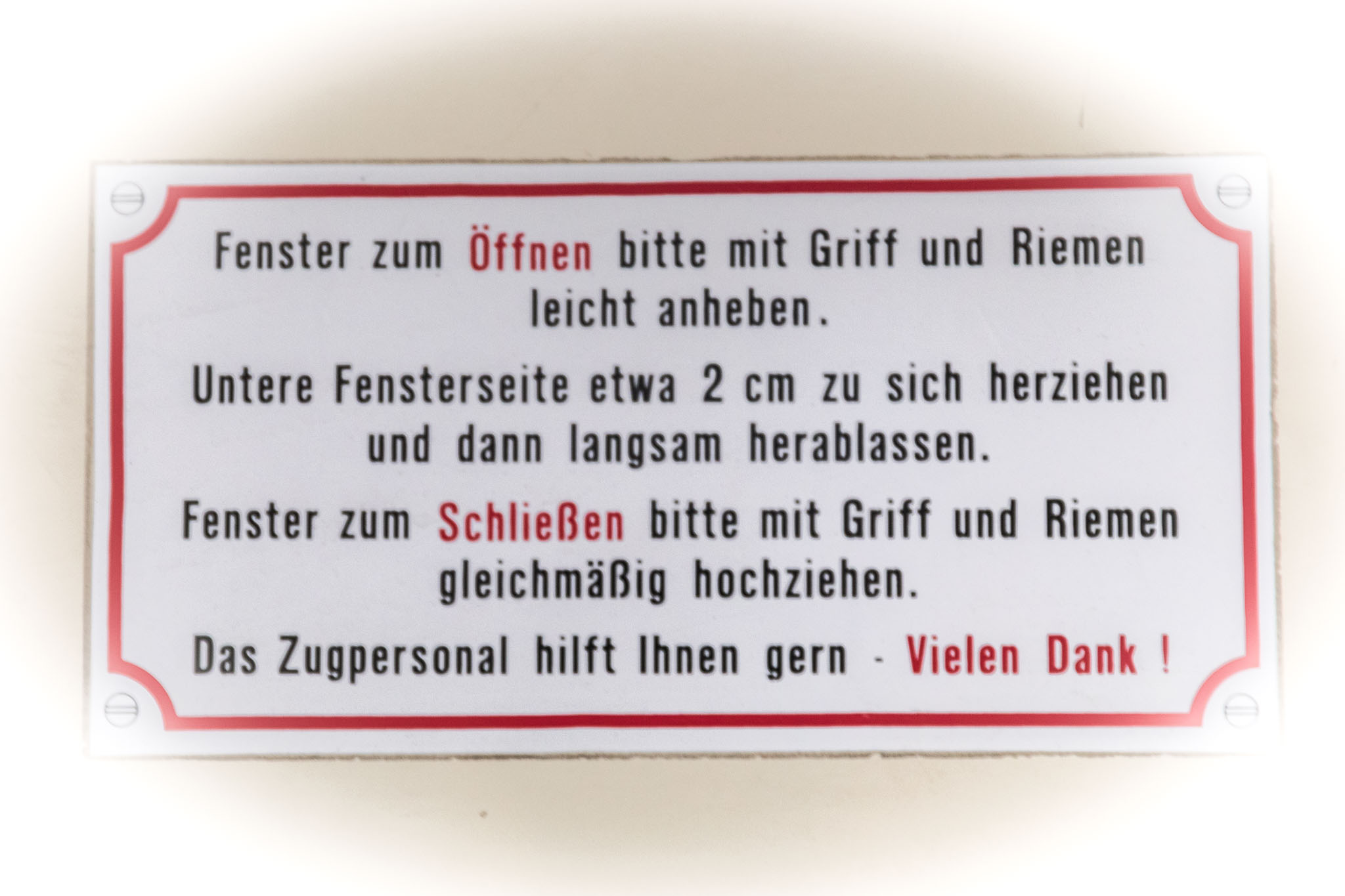 EASI5122.jpg