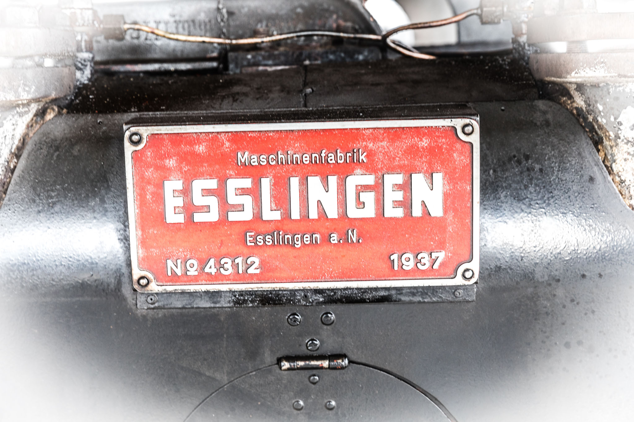 EASI5159.jpg