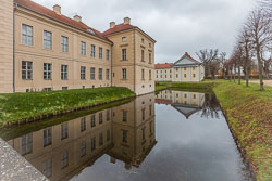 EASI8996.jpg